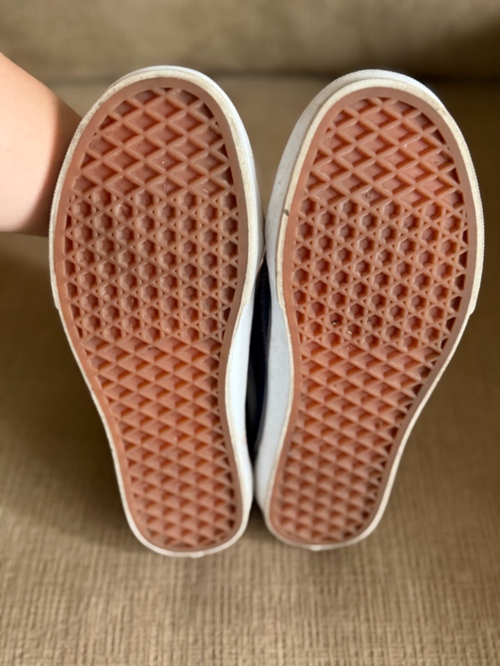 Vans Women Navy Velcro Skate Shoes Size: 8 Women/ 6 1/2 Men - Picture 4 of 4
